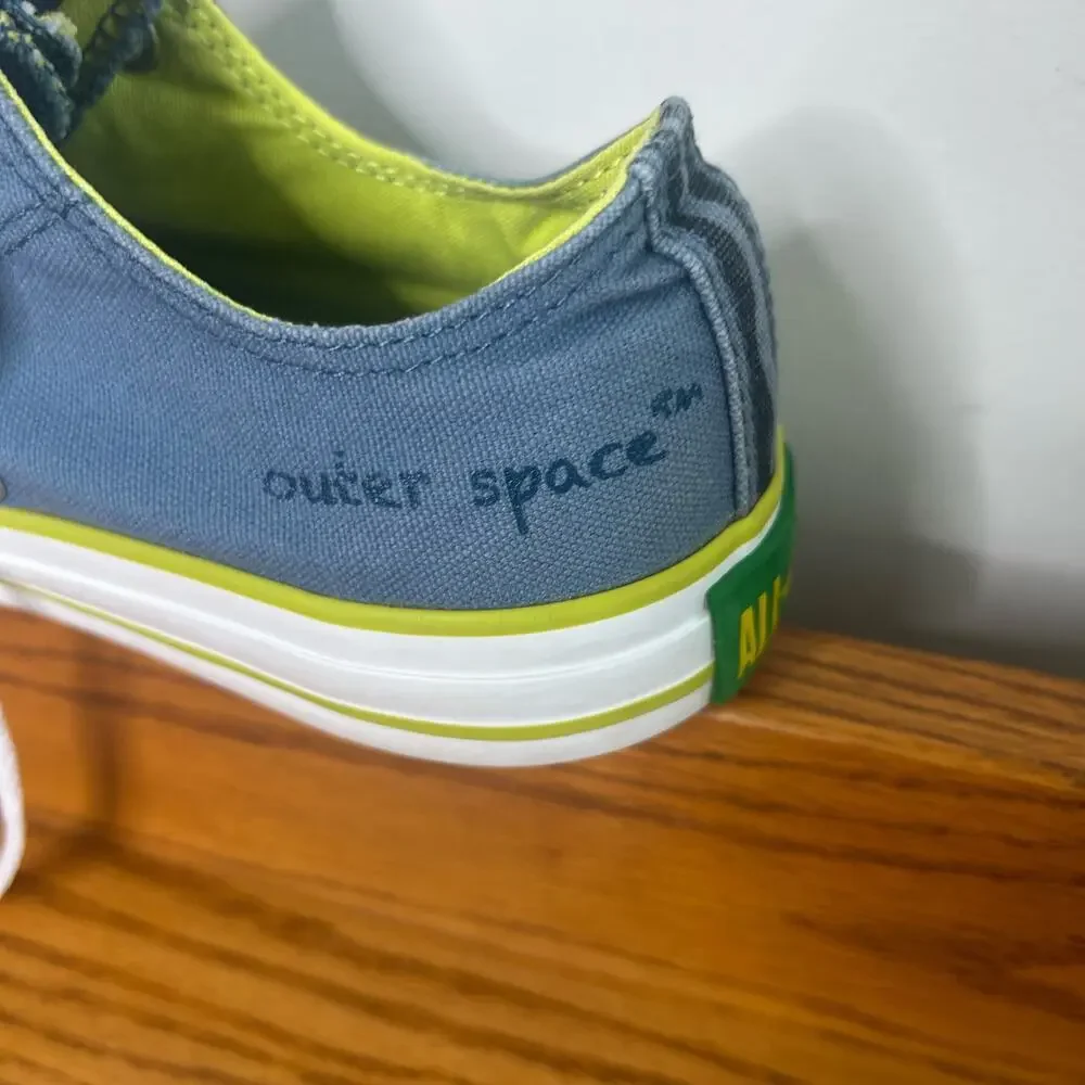 Converse All Star Crayola Kids Size 6 blue sneaker shoe